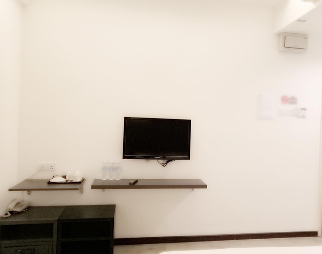 Others 5, Sandy Hotel, Malacca City