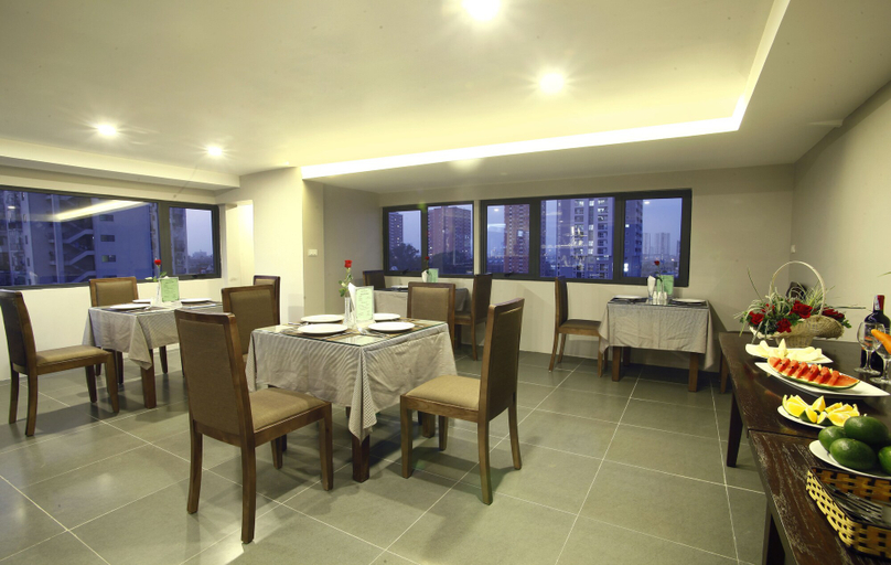 Food & Drinks 5, Blue Pearl West Hotel, Cầu Giấy