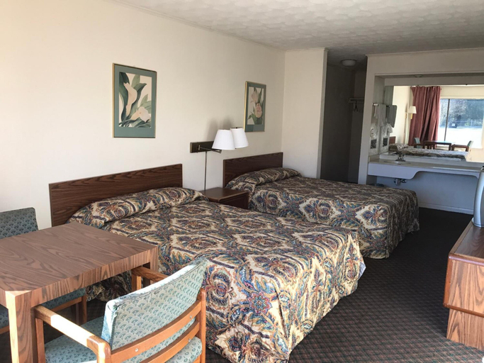 Bedroom 5, Flagship Inn, Petersburg