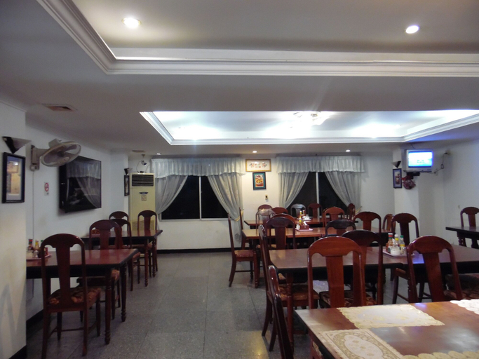 Food & Drinks 4, Golden Gate Hotel, Phnom Penh
