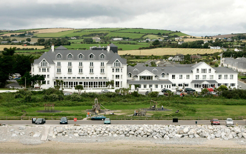 Exterior & Views 2, Garryvoe Hotel