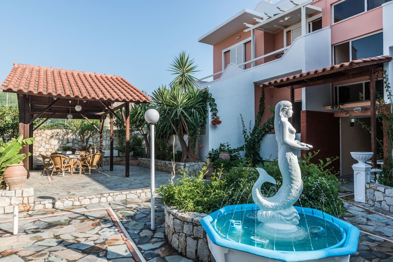 Exterior & Views 2, Eden Beach Hotel, Crete