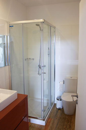 Bathroom 5, Oporto Trendy Apartments, Porto