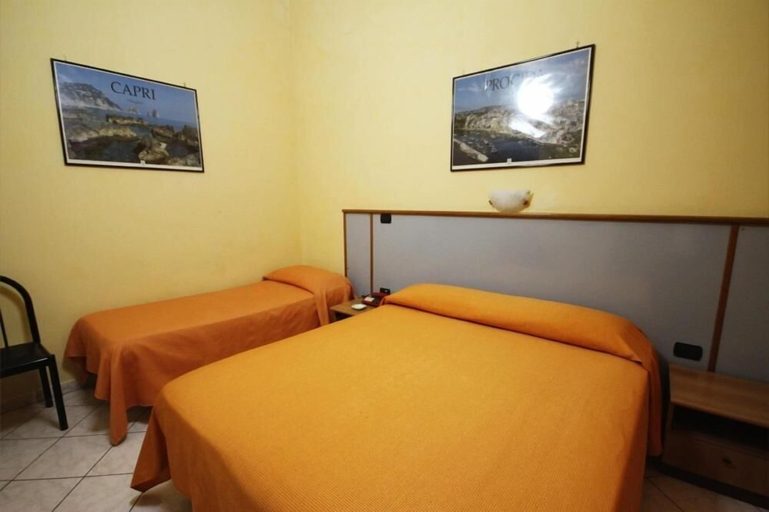 Bedroom 4, Hotel Casanova, Napoli