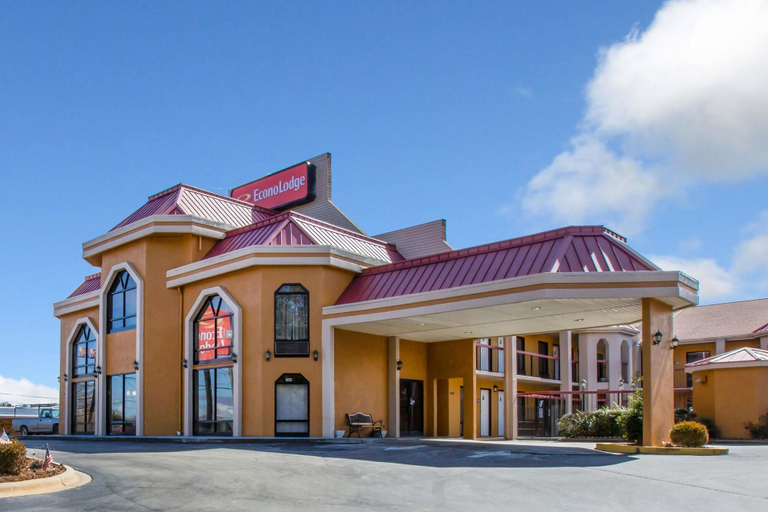 Exterior & Views 2, Econo Lodge Hendersonville, Henderson