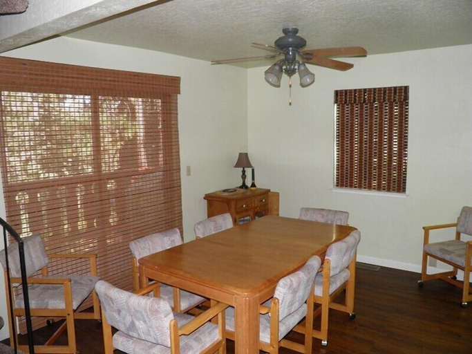 Others 5, 1210 Timber Lane, El Dorado