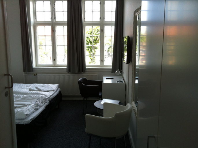 Bedroom 4, Hotel Posthuzed, Bornholm