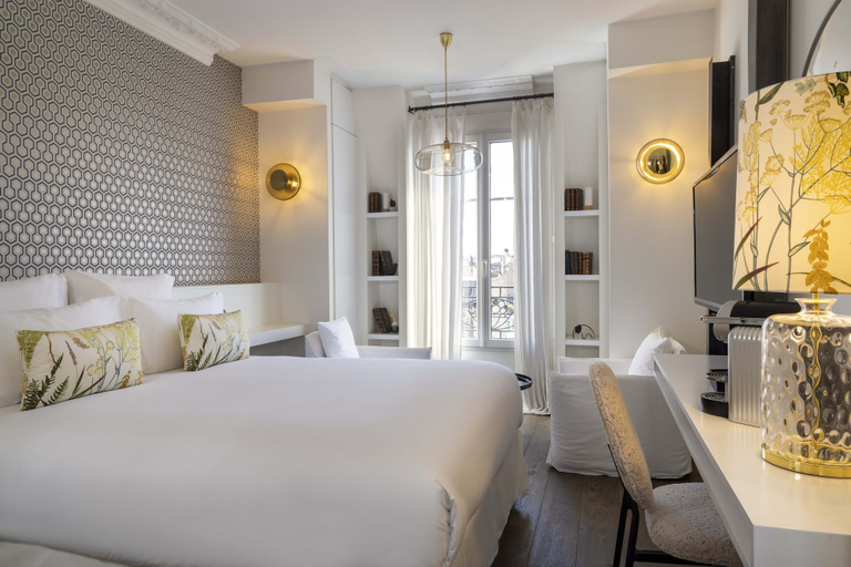 Bedroom 2, Hôtel de Banville, Paris