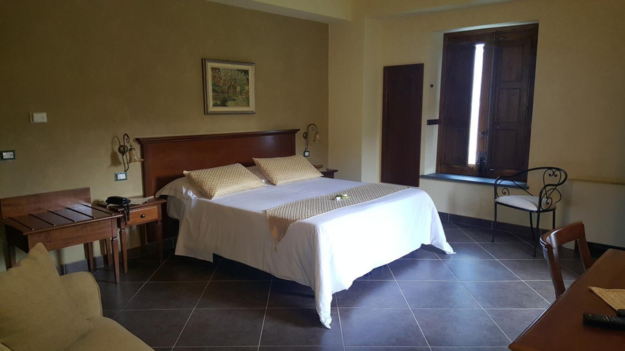 Bedroom 3, Antico Borgo Petralia, Catania