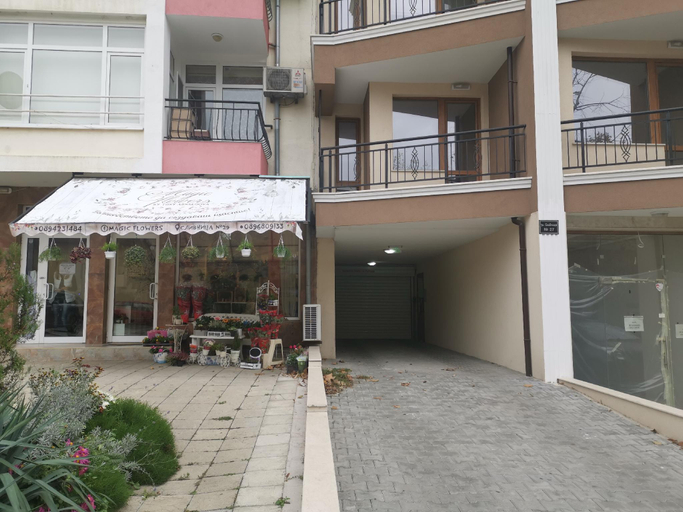 Others 5, JOY APARTMENT BURGAS CENTER PRIVATE PARKING, Burgas