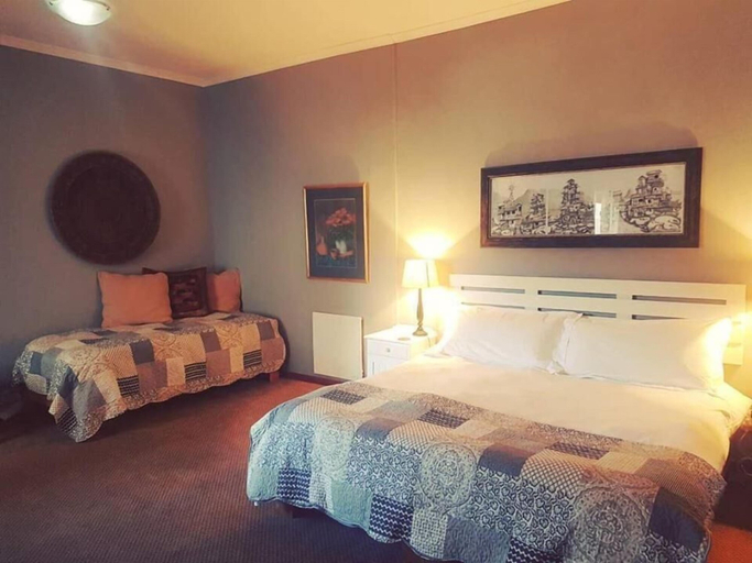 Bedroom 3, Assegaaibosch Country Lodge, Cacadu