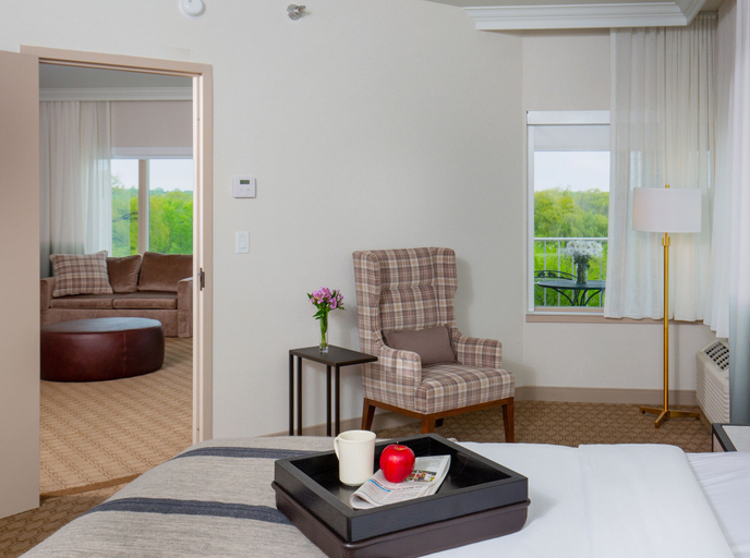 Bedroom 4, The Ingleside Hotel, Waukesha