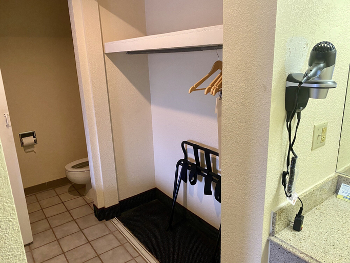 Others 5, Days Inn by Wyndham Morehead, Rowan