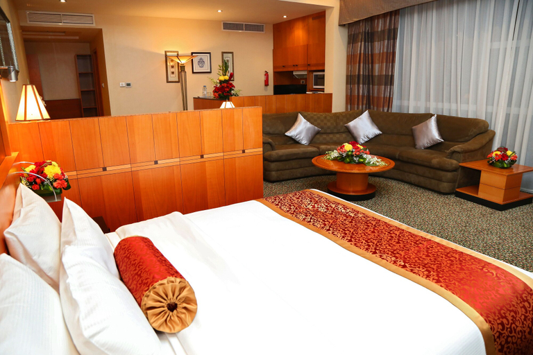 Bedroom 4, Gulf Court Hotel, Manama