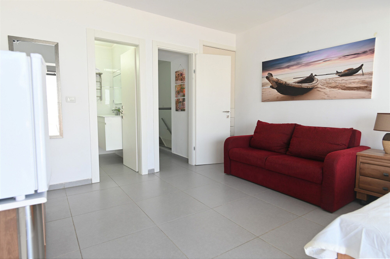 Bedroom 2, Galilee Triple Terrace