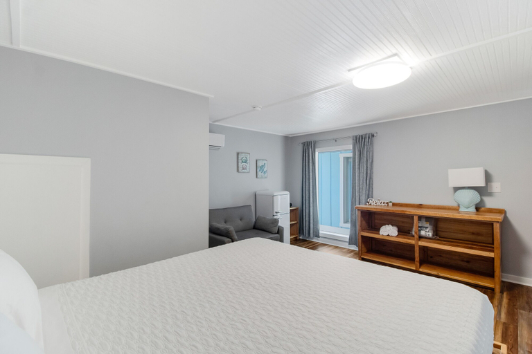 Bedroom 2, Anchor Inn Motel, Brunswick