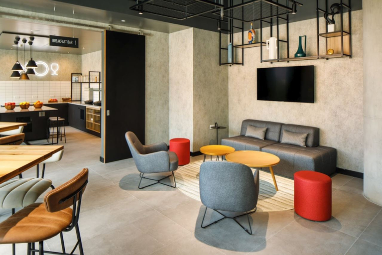Public Area 3, Aparthotel Adagio London Sutton Point, London