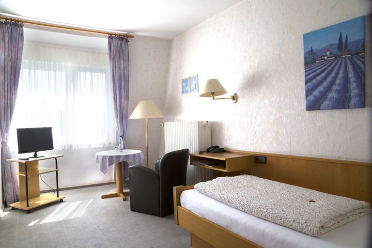 Bedroom 2, Haus am Kurpark, Hof