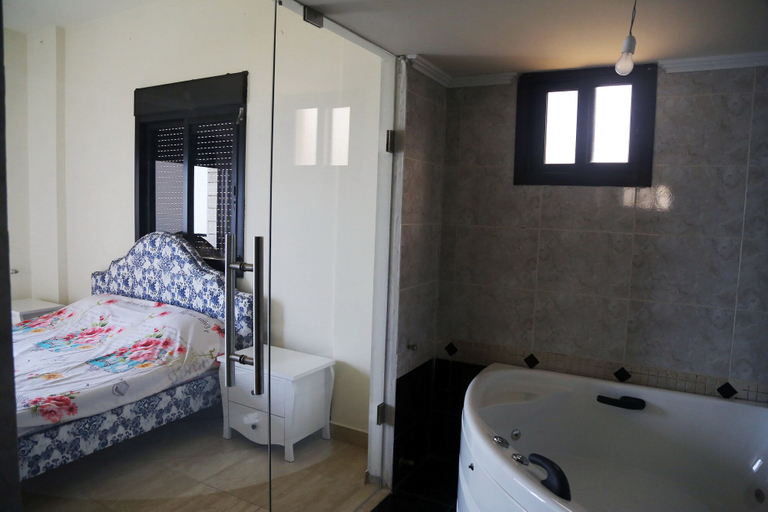 Bedroom 2, Quiet Comfy and Epic Seaview, Jubail