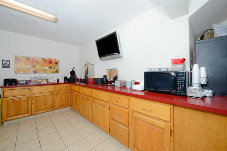 Others 5, Americas Best Value Inn Charlotte, Eaton