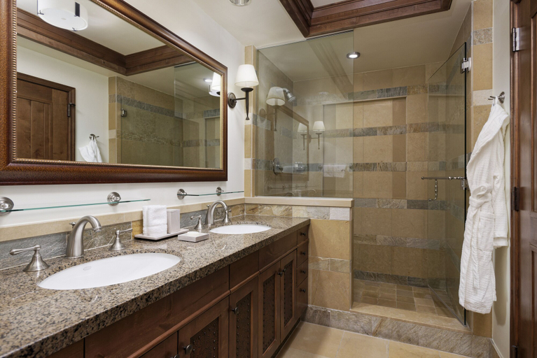 Bathroom 5, Four Seasons Resort Jackson Hole, Teton