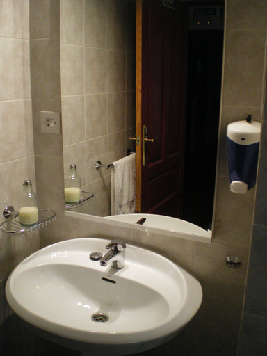 Bathroom 4, La Pensión del Camino, Burgos