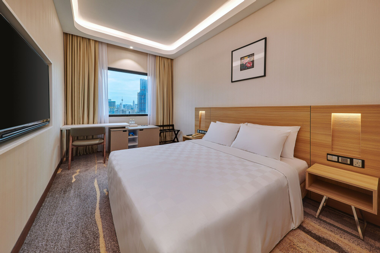 Bedroom 24