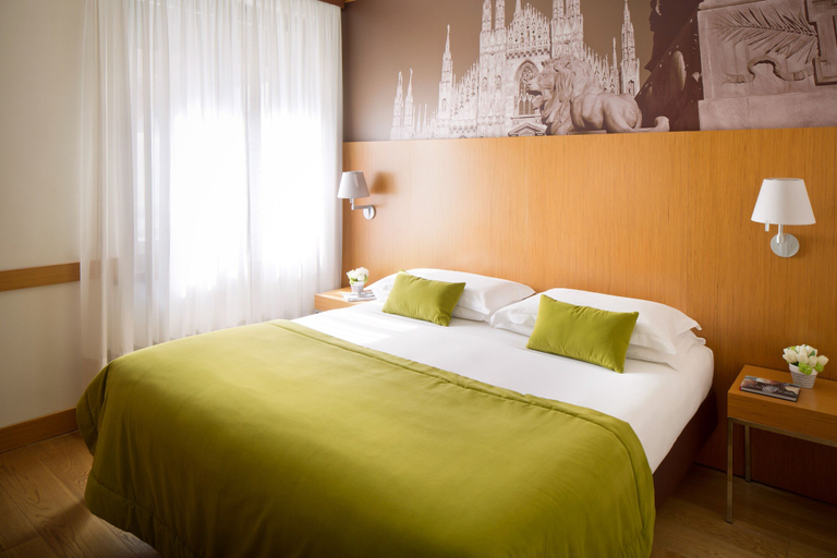 Bedroom 3, Starhotels Tourist, Milano