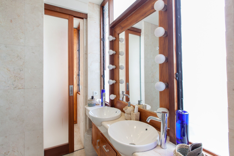 Bathroom 4, AB Villa & Apartments, Badung