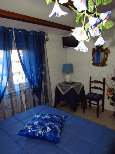 Bedroom 3, B&B Casa del Girasole, Rome