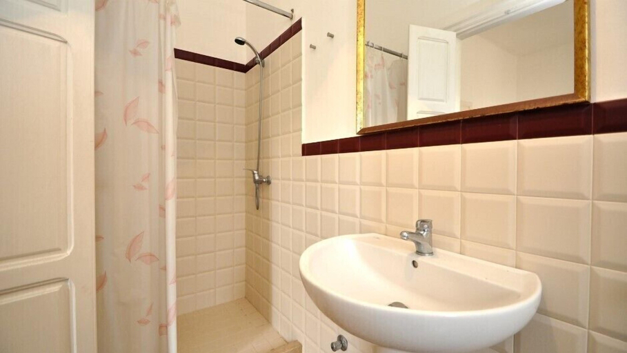 Bathroom 3, Villetta Macao II, Lecce