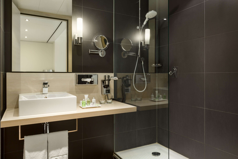 Bathroom 5, NH Amsterdam Zuid, Amsterdam