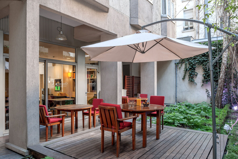 Food & Drinks 3, Citadines Montparnasse Paris, Paris