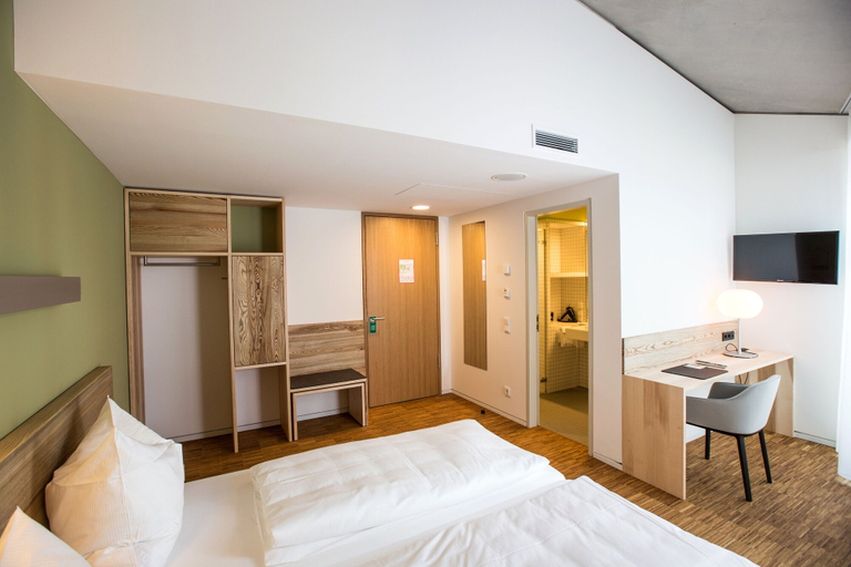 Bedroom 3, Green City Hotel Vauban, Freiburg im Breisgau