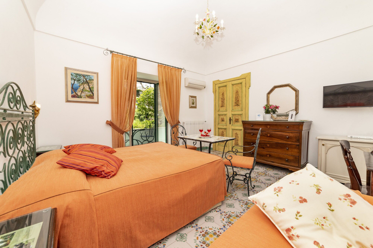 Bedroom 4, Casa Teresa, Salerno
