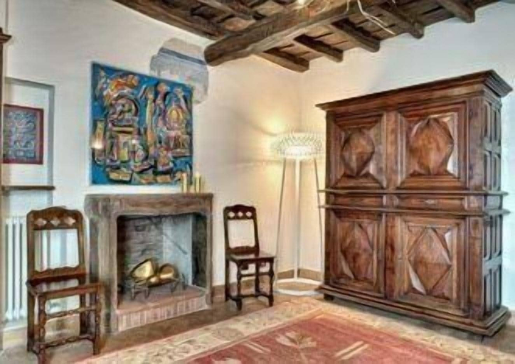 Others 5, Luxury Trastevere, Rome