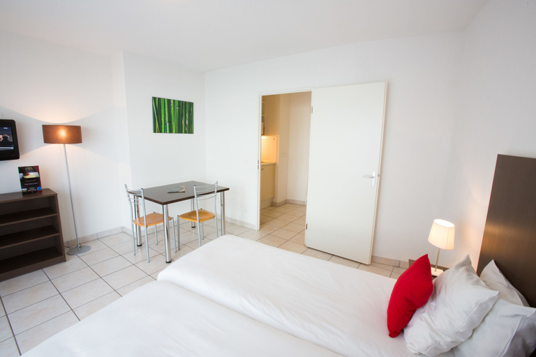 Bedroom 4, All Suites Appart Hôtel | Bordeaux - Mérignac Aéroport, Gironde