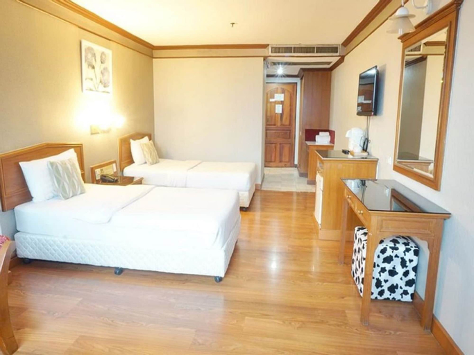 Bedroom 27