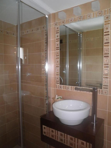 Bathroom 3, Hotel Villa Stella.check-in.9AM-3PM, Venezia