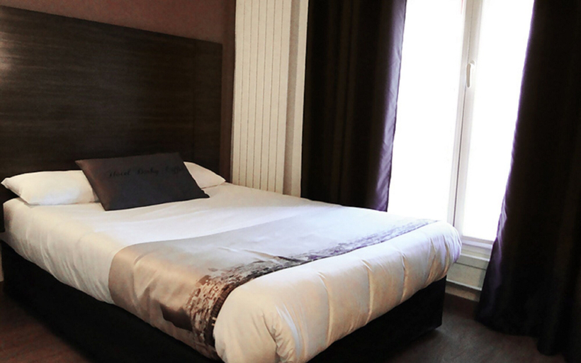 Bedroom 3, Hotel Derby Eiffel, Paris