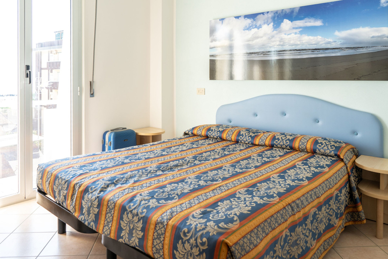 Bedroom 4, Hotel Tiglio, Rimini