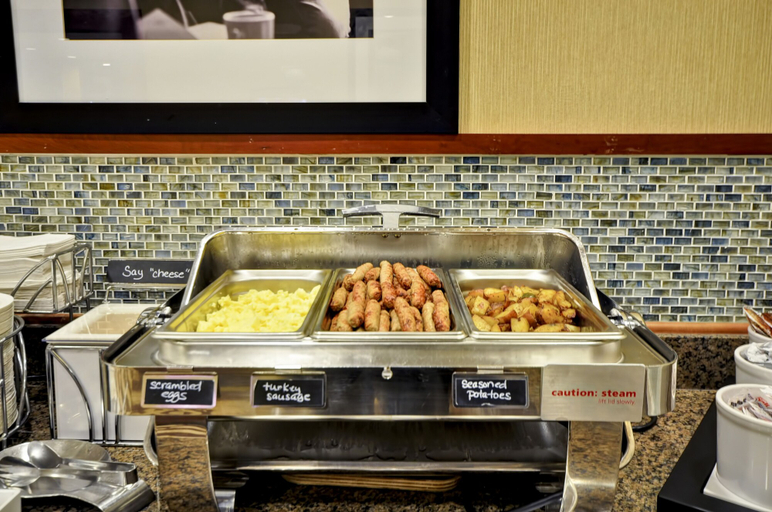 Food & Drinks 5, Hampton Inn Chicago - Gurnee, Lake