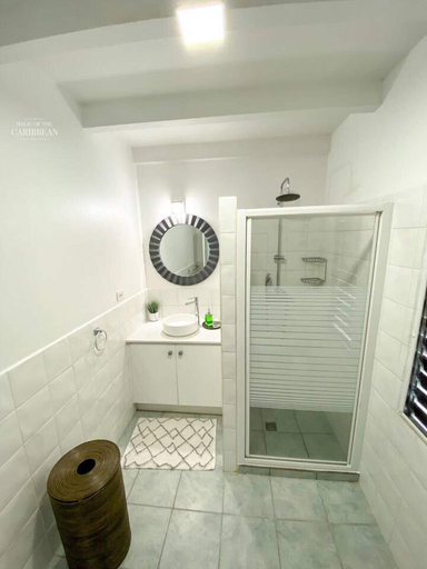 Bathroom 3, Tropical Ivy - a Peaceful Getaway in St Maarten