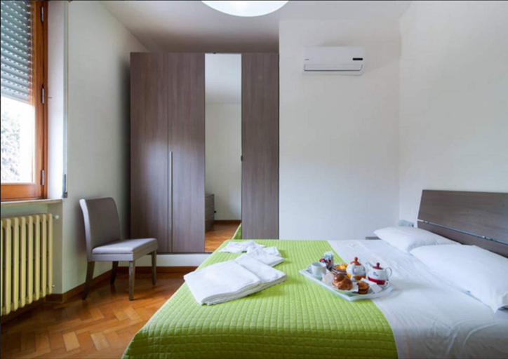 Bedroom 3, Cream & Caramel bed, Lecce
