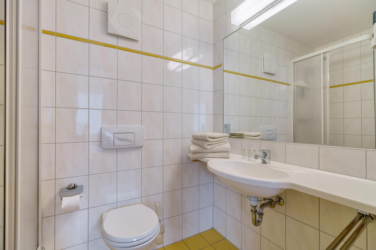 Bathroom 5, Waldhotel Vogtland, Vogtlandkreis