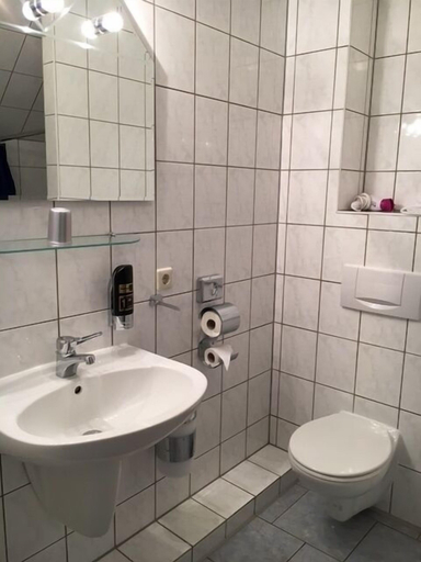 Bathroom 5, Erbenholz Hotel, Region Hannover