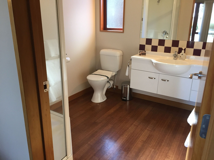 Bathroom 3, Settlers Boutique Motel, Hurunui
