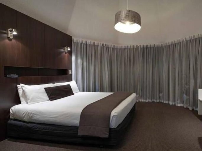 Bedroom 3, The Towers on the Park, Christchurch