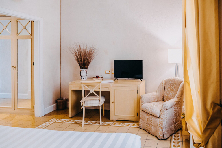 Bedroom 3, Costantinopoli 104, Napoli