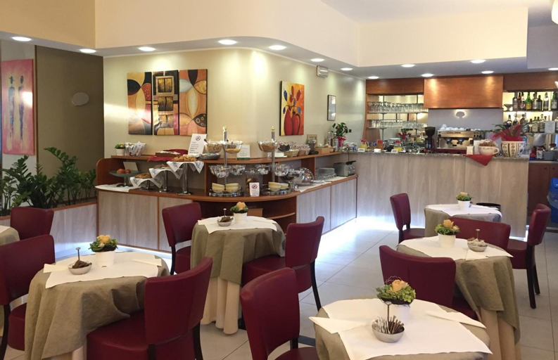 Food & Drinks 5, Hotel Arcobaleno, Milano